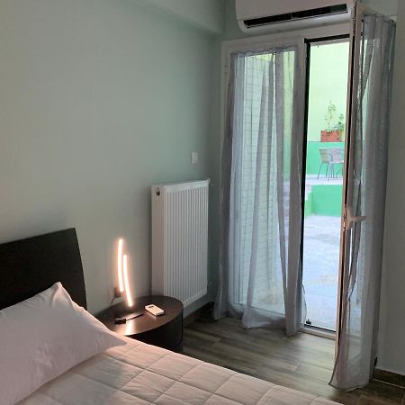 Cozy Garden Apartment Athene Buitenkant foto